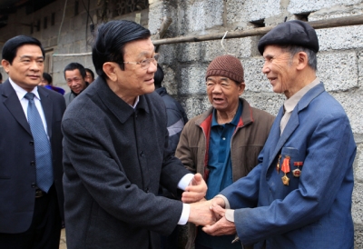 ປະທານປະເທດ ເຈືອງເຕິນຊາງ ຢ້ຽມຢາມແຂວງກາວບັ່ງ